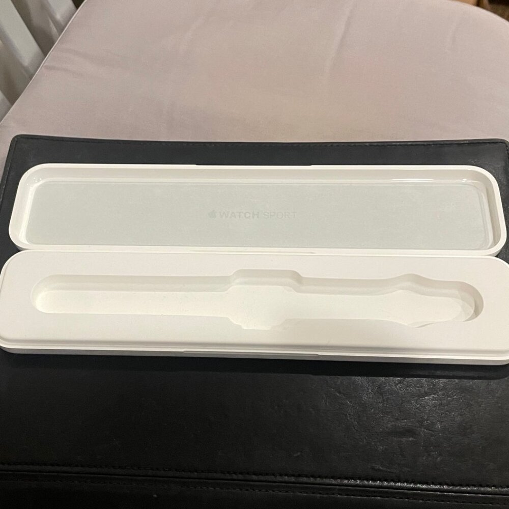 NEW Apple Watch Sport White Plastic Storage Case